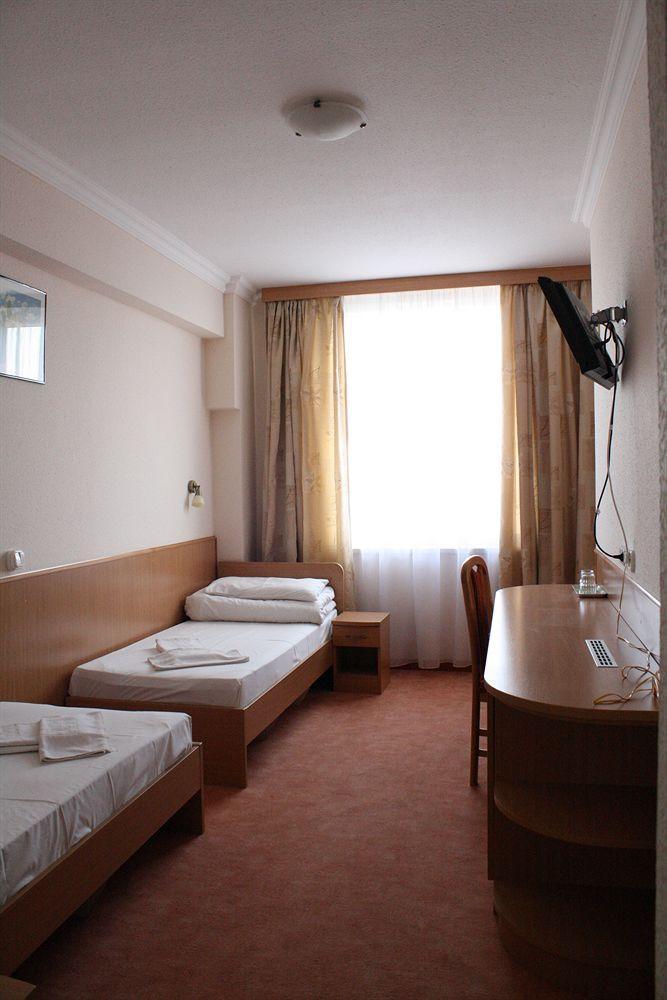 Hotel Zuglo Budapest Room photo