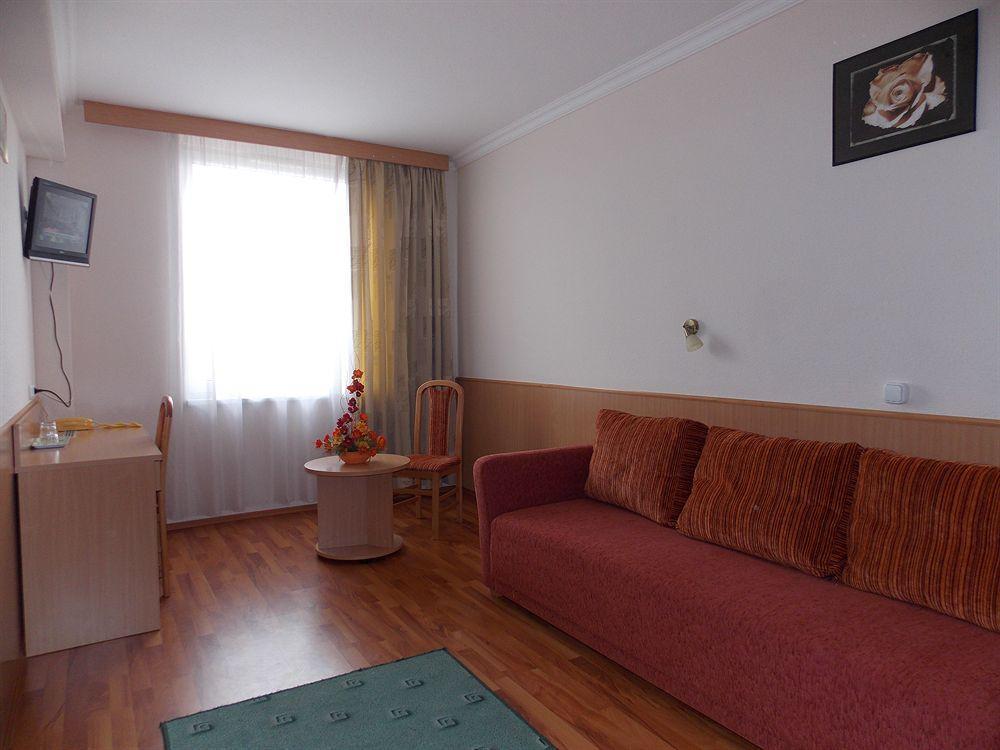 Hotel Zuglo Budapest Exterior photo
