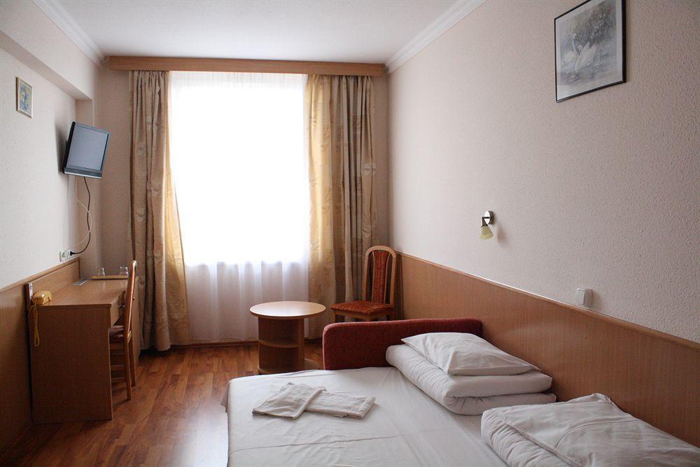 Hotel Zuglo Budapest Exterior photo